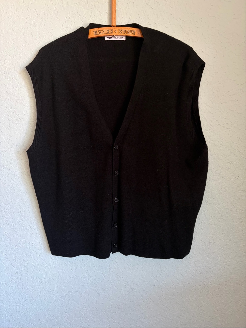 Zara Black Men's Button-Front Sweater Vest